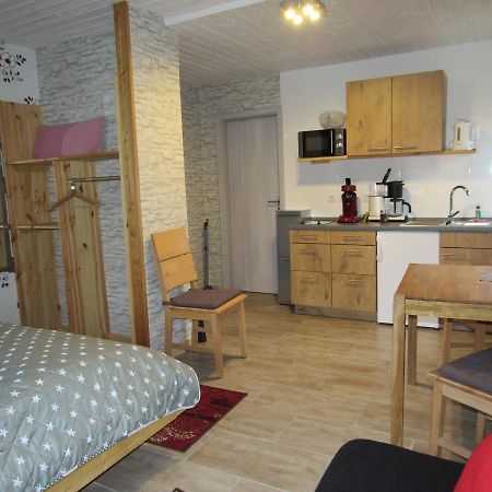 Ferienapartments Am Dorfplatz Langscheid  Экстерьер фото